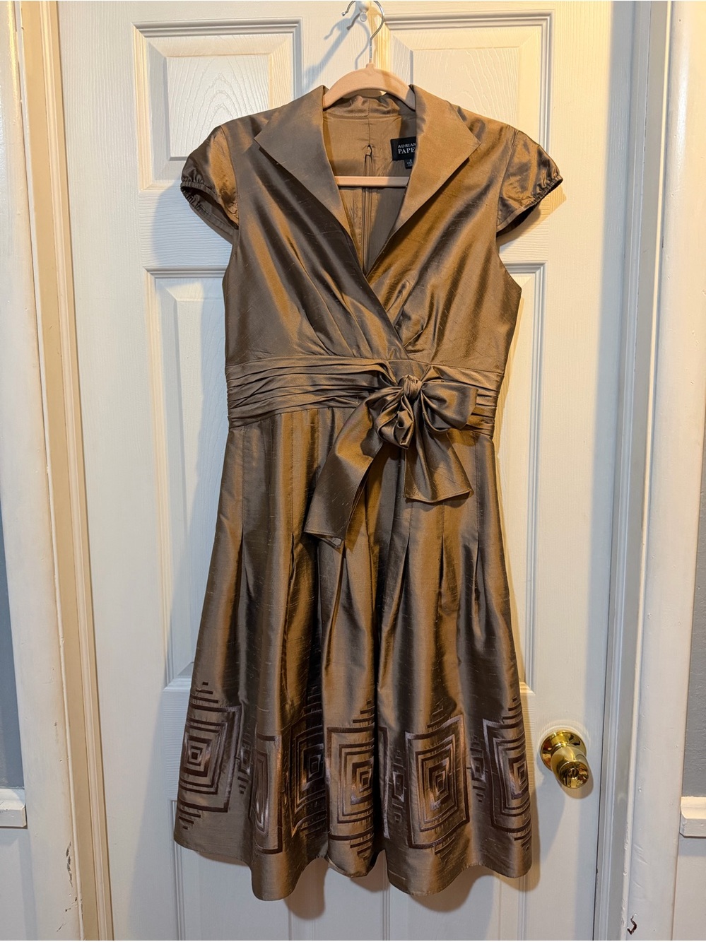 ADRIANNA PAPELL Bronze Copper Brown Cap Sleeve Fit & Flare Silk Dress Size 8